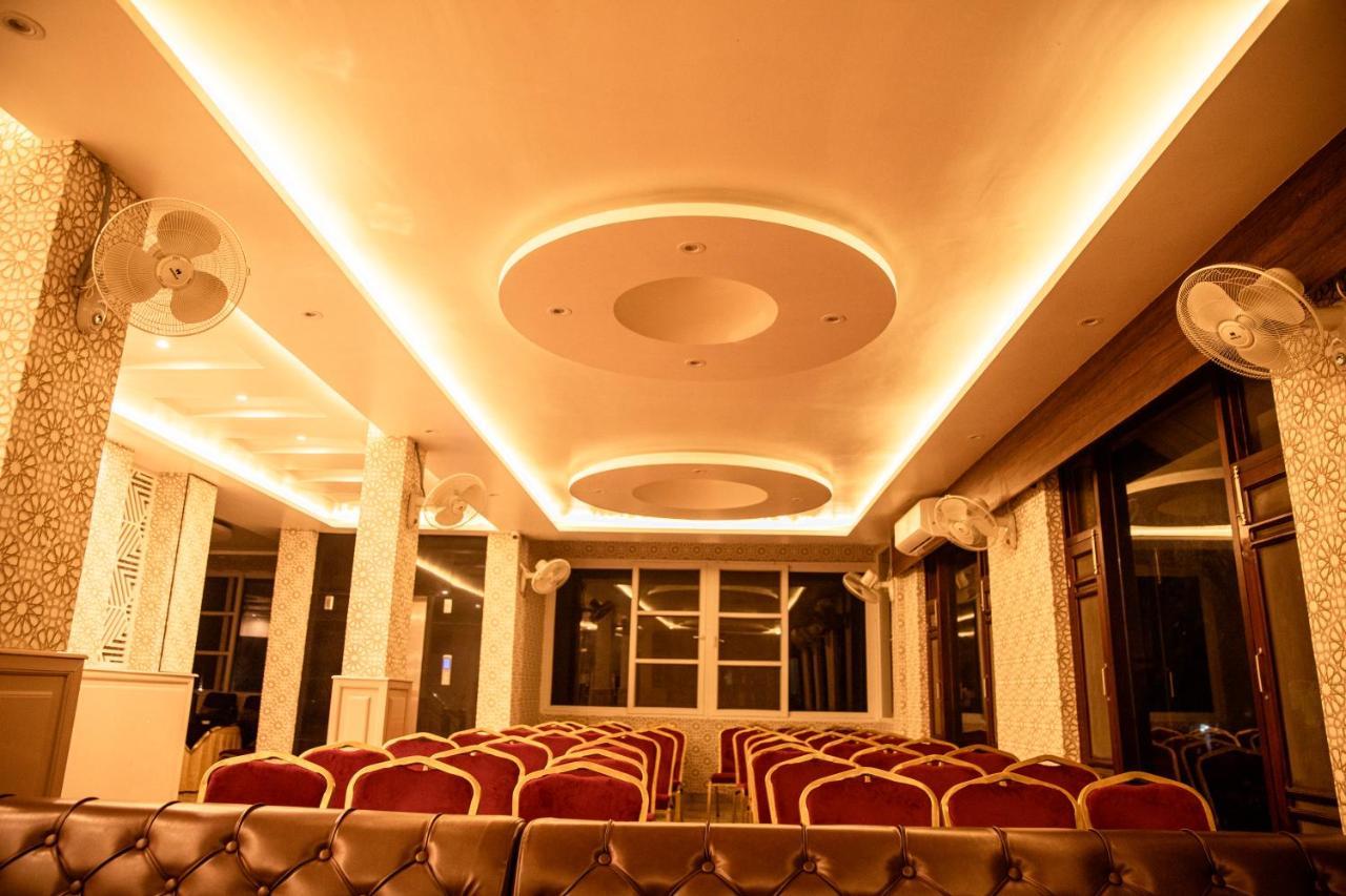Hotel The Florence Chamba  Extérieur photo